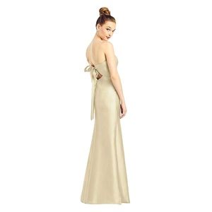 Alfred Sung Formal Dress | D780 | Size 8 | Golden